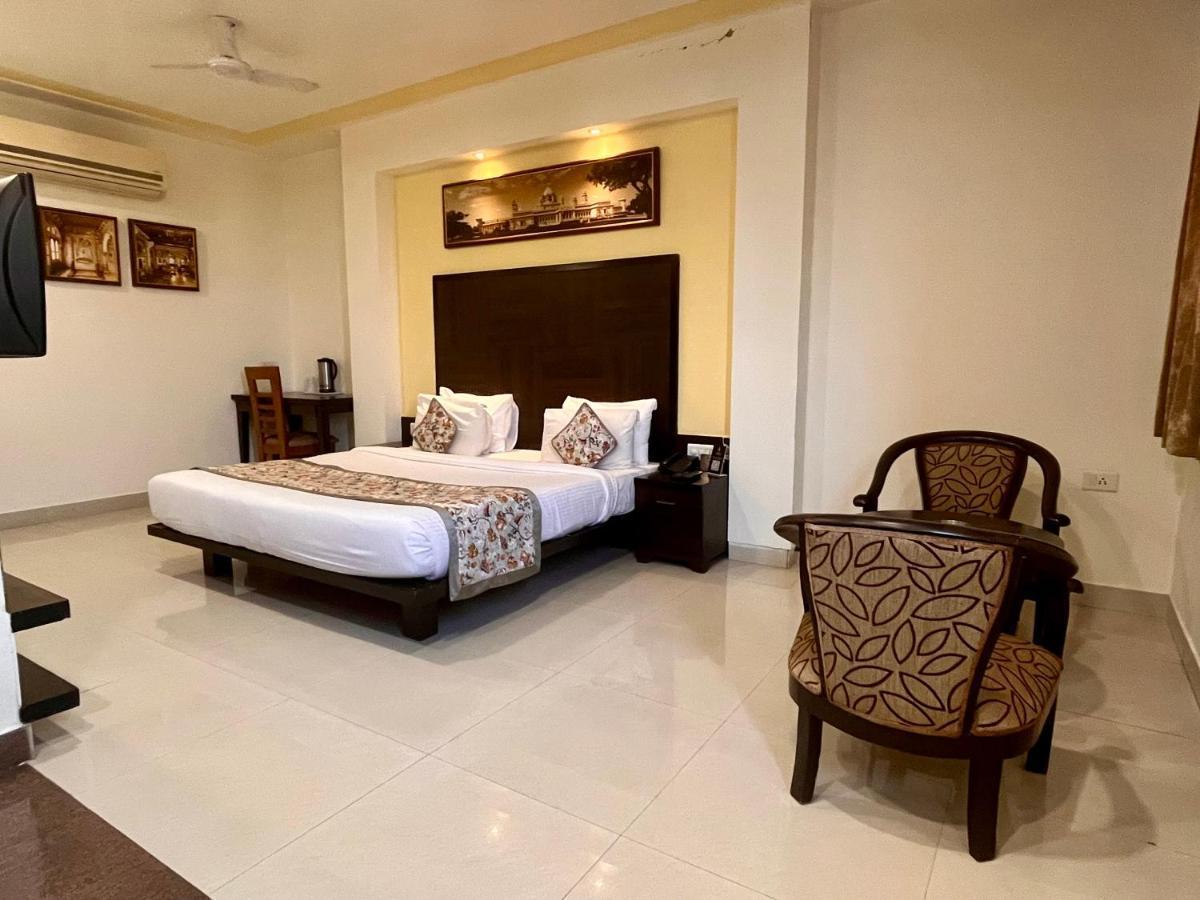 Ratnawali - A Vegetarian Heritage Hotel جايبور المظهر الخارجي الصورة
