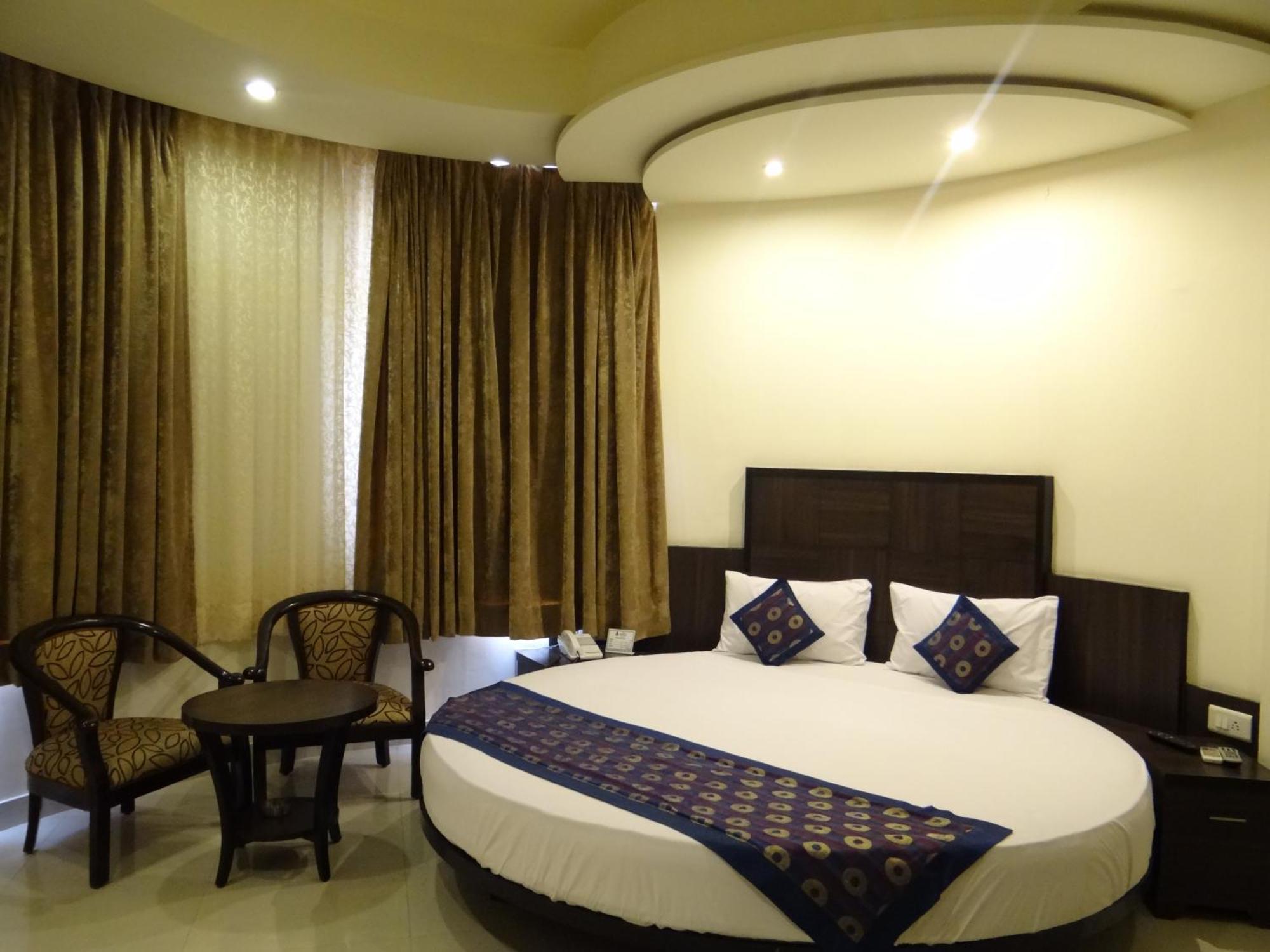 Ratnawali - A Vegetarian Heritage Hotel جايبور المظهر الخارجي الصورة