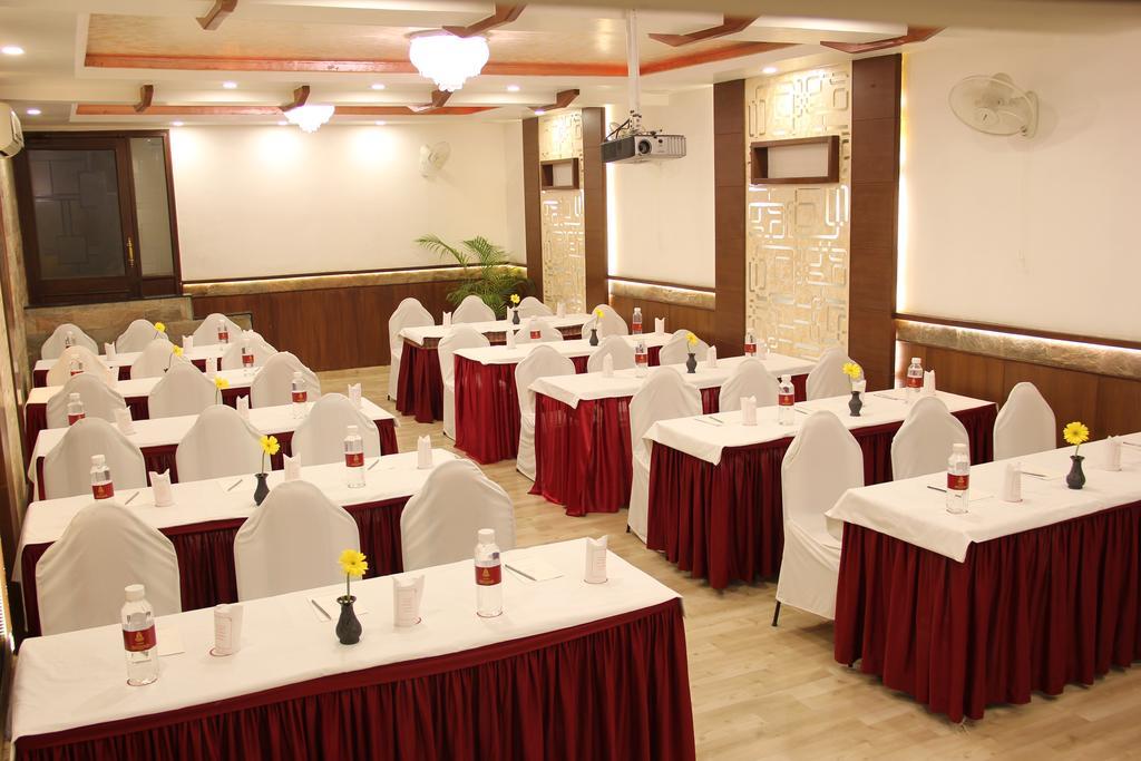 Ratnawali - A Vegetarian Heritage Hotel جايبور المظهر الخارجي الصورة
