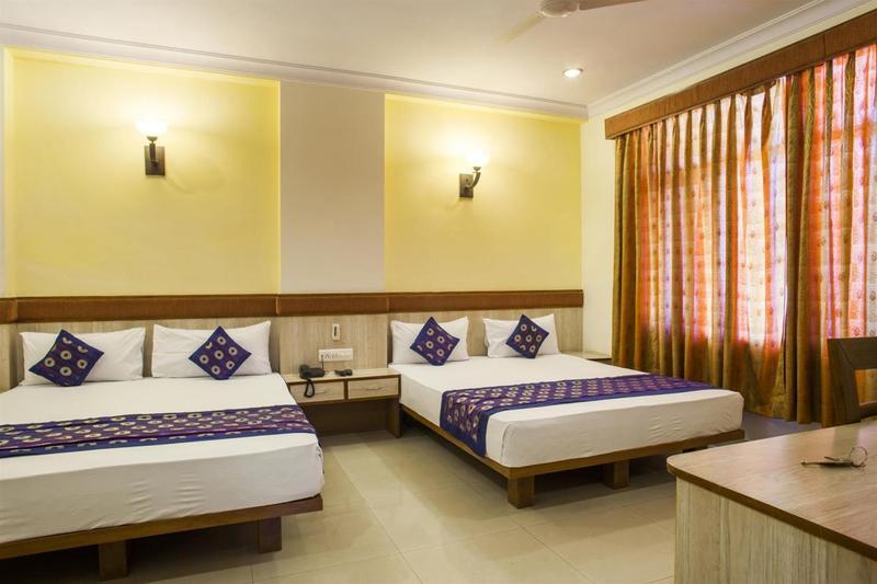 Ratnawali - A Vegetarian Heritage Hotel جايبور المظهر الخارجي الصورة