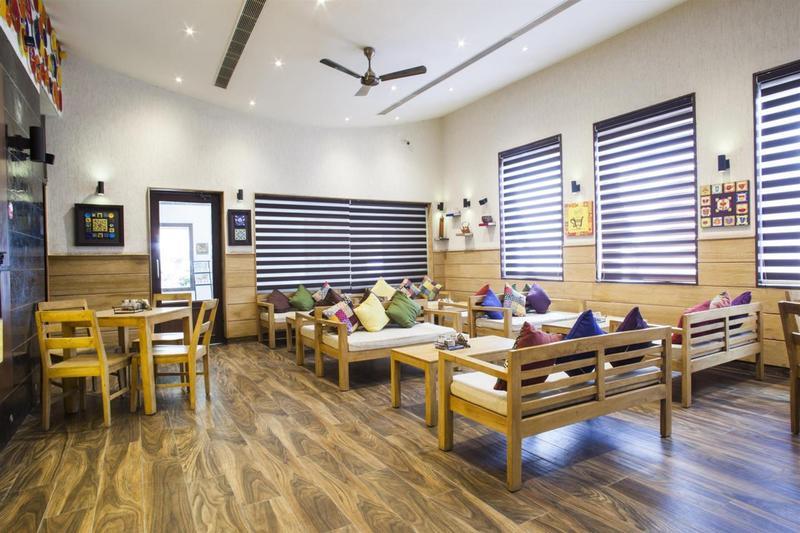 Ratnawali - A Vegetarian Heritage Hotel جايبور المظهر الخارجي الصورة